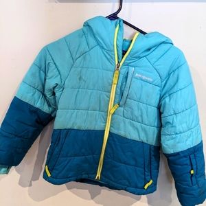 Girls Patagonia puffy coat